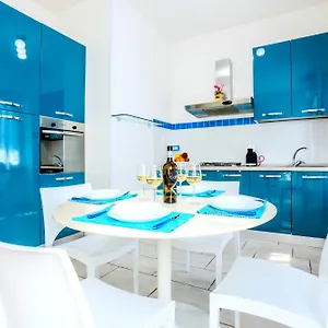  Appartamento Hostly - Vittoria House - Near The Center With Private Parking